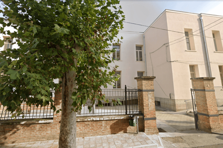 Scuola primaria atrio Montalbano